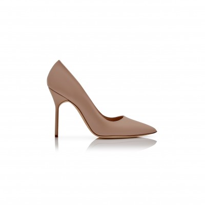 MANOLO BLAHNIK BB PATENT BEIGE PATENT LEATHER POINTED TOE PUMPS 9XX-0537-0011